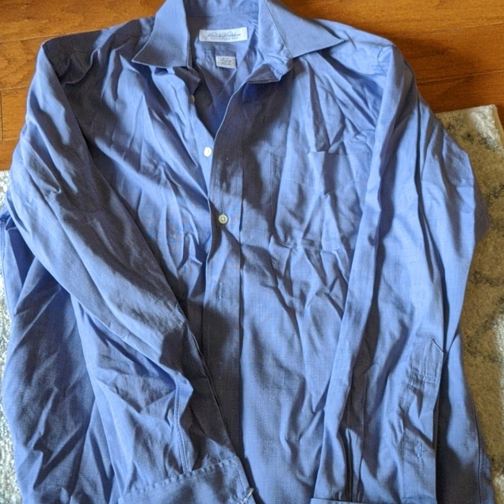 Brooks brothers dress shirt with pocket